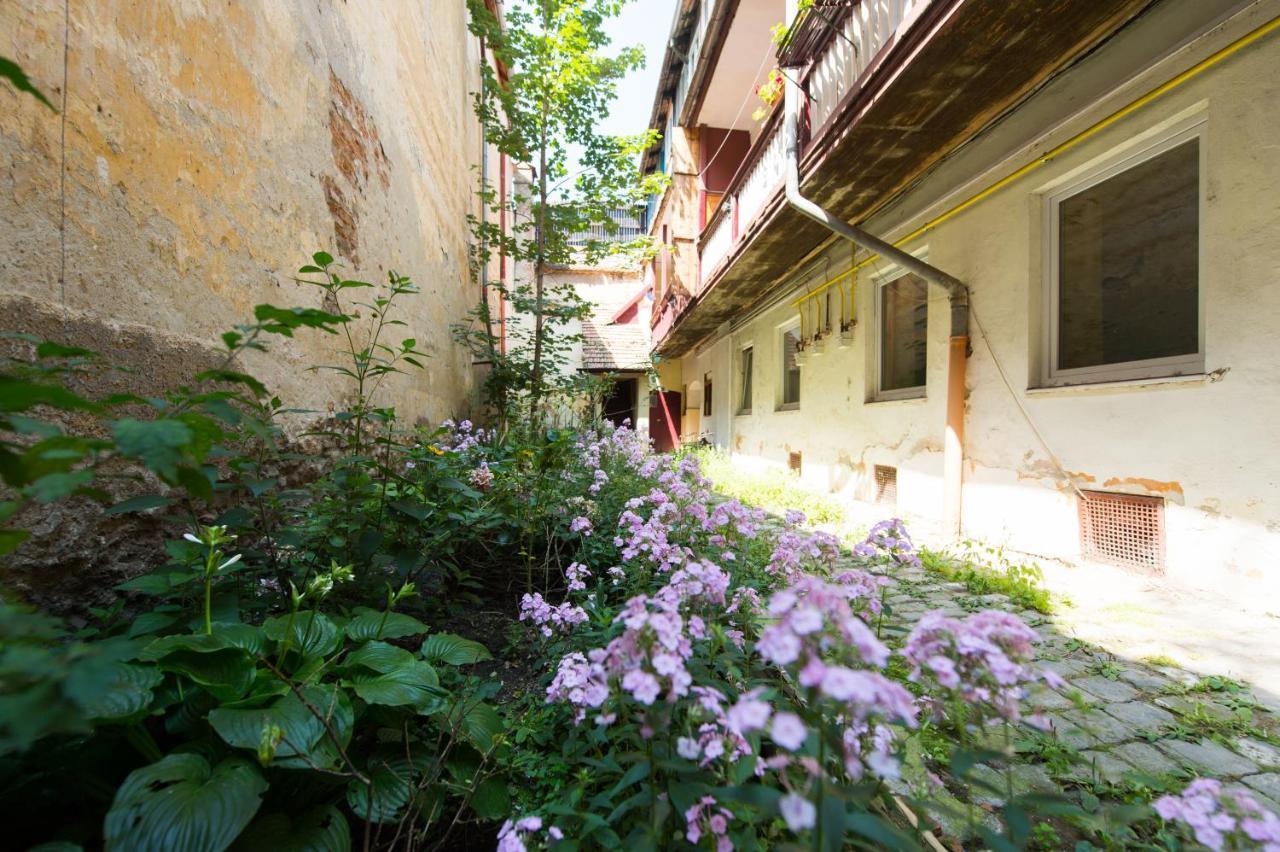 Kron Studio Kalista Brasov Exterior photo